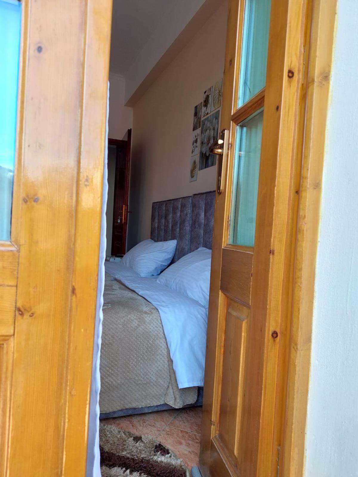 Godard Apartments Vlorë Eksteriør bilde