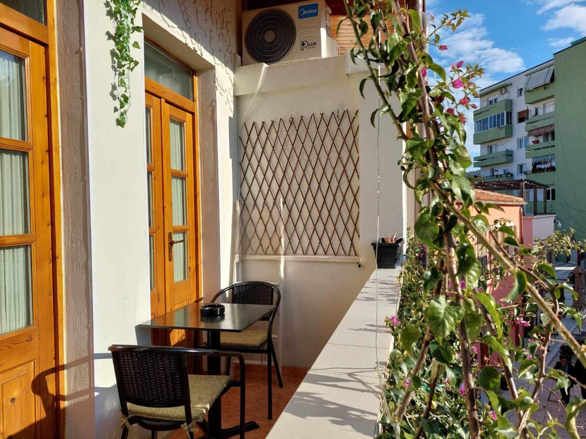 Godard Apartments Vlorë Eksteriør bilde