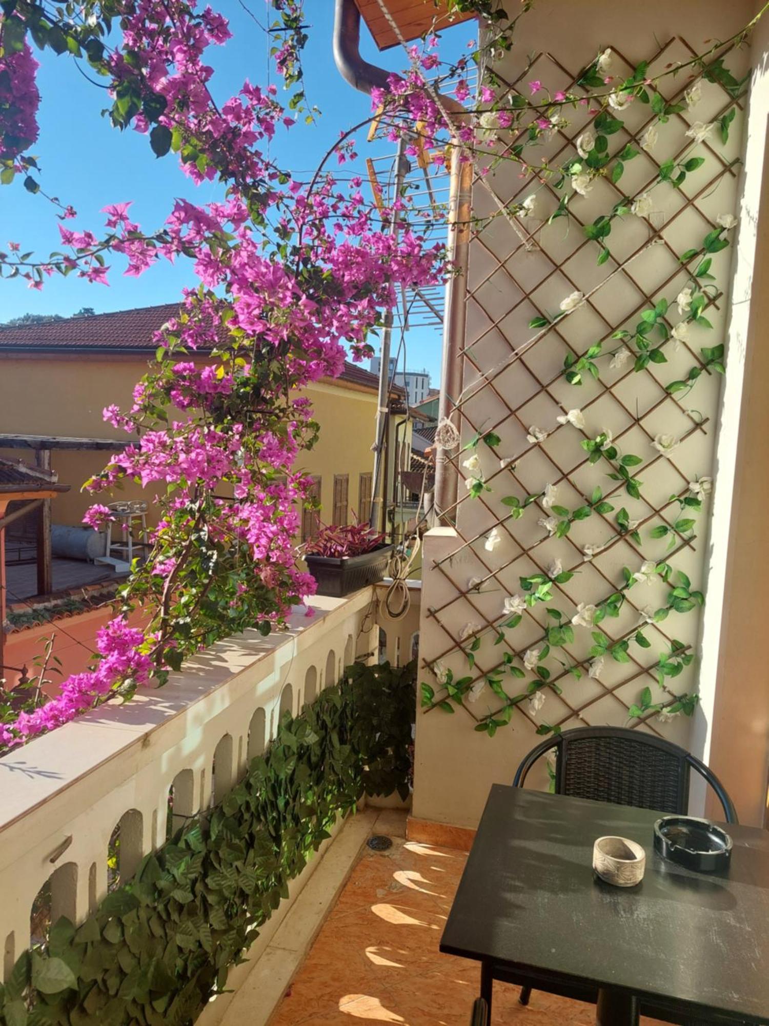 Godard Apartments Vlorë Eksteriør bilde